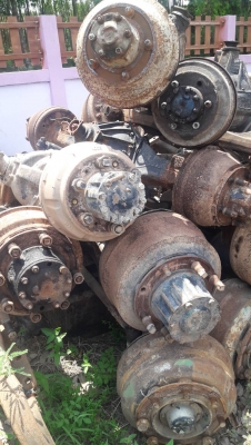 เฟืองท้ายรถใหญ่คละรุ่น สอบถามได้