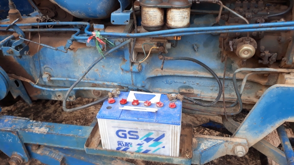 ขายรถไถฟอรด 6600 T3สภาพ สวย ๆรถบ้านๆเครืองแน่ๆ ไฮโลลิกแจ๋วๆสนใจ 093 3693639