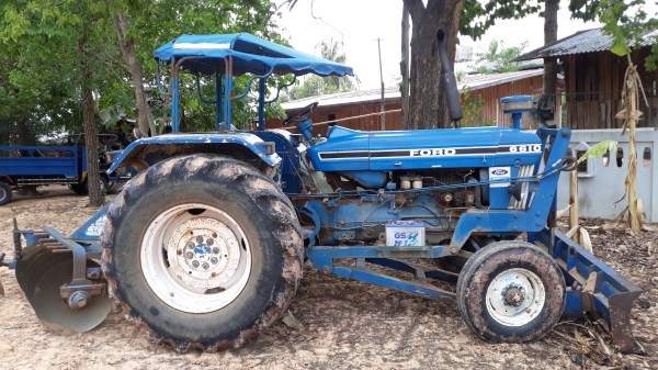 ขายรถไถฟอรด 6600 T3สภาพ สวย ๆรถบ้านๆเครืองแน่ๆ ไฮโลลิกแจ๋วๆสนใจ 093 3693639