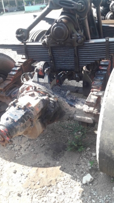 เพลาแท่น ISUZU ROCKY 240 สภาพสวย ตัดจากรถ