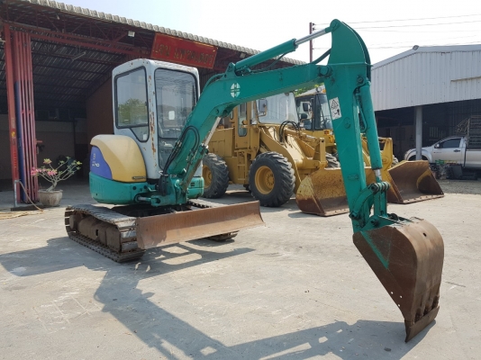 รถขุด Komatsu PC35MR-1 เก่าญี่ปุ่น