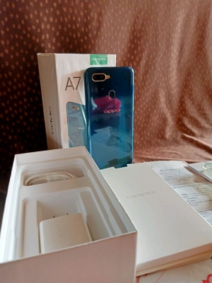 Oppo A7 สภาพสวย ครบกล่อง ประกันหมดปี 2/63