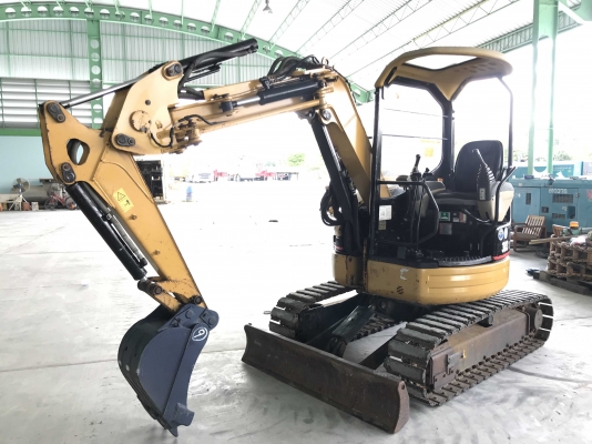 CAT 303SR สภาพสวยจัด นำเข้าตรงจากญี่ปุ่น ราคาไม่แพงครับ