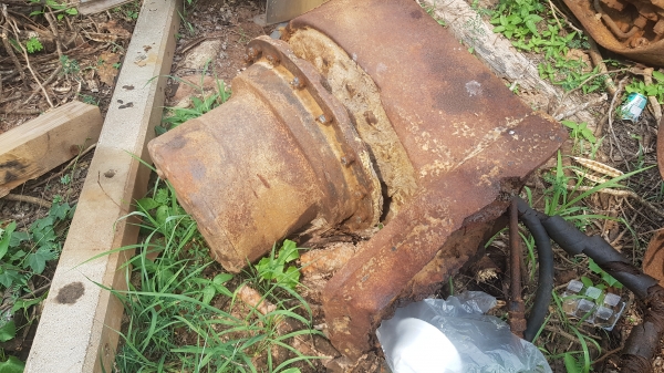 ขายตัวเดินแบคโฮkobelco sk200-2ตัวเดินเล็ก