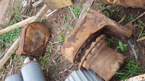 ขายตัวเดินแบคโฮkobelco sk200-2ตัวเดินเล็ก