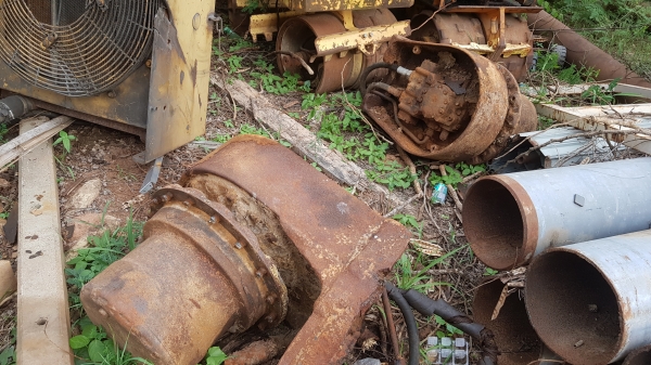 ขายตัวเดินแบคโฮkobelco sk200-2ตัวเดินเล็ก