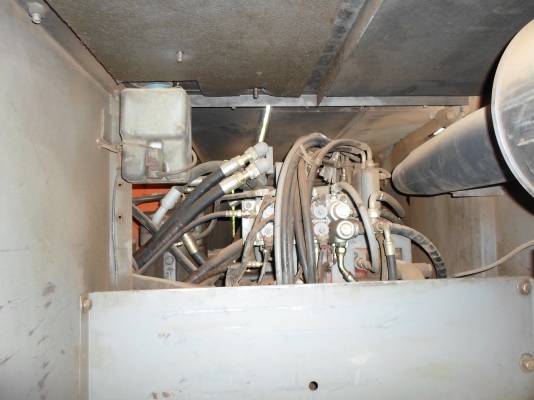 ขายรถมแม็คโคร HITACHI EX 200-3  รถสวยเก่านอก ชั่วโมงน้อย