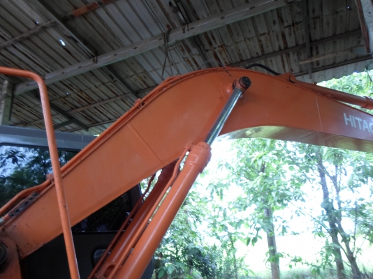 ขายรถมแม็คโคร HITACHI EX 200-3  รถสวยเก่านอก ชั่วโมงน้อย