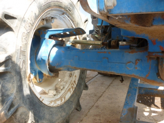 แสงฟ้าเต้นรถ///จำหน่ายรถไถ FORD-6640 ฮอนแลน พร้อมเล่มทะเบียน แสงฟ้าเต้นรถ///จำหน่ายรถไถ FORD-6640 ฮอนแลน พร้อมเล่มทะเบียน