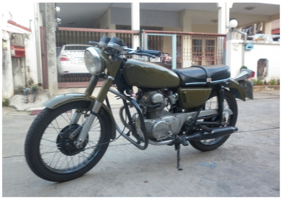 Honda CB175 การไฟฟ้า เก๋าๆ