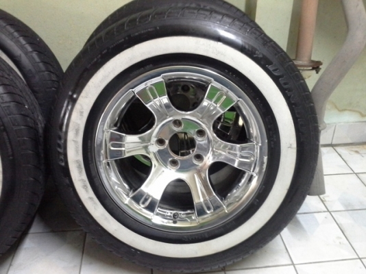 ขายล้อแม็กซ์ขอบ15-5 รู114+ยาง (ขายแล้วครับ)