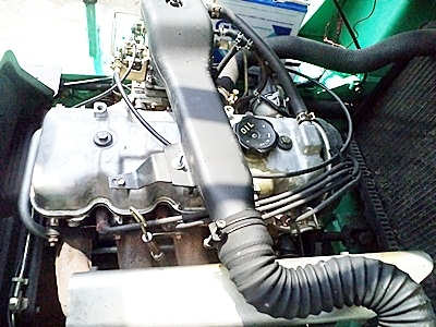 ขายรถยกมิตซูบิชิ 2 ตัน  เครื่องเบนซิน  กระบอกคู่   เสาสูง 3 เมตร  พวงมาลัยเพาเว่อร์  สีเดิมจากนอก นำเข้าจากญี่ปุ่น ใช้งานได้ทันที