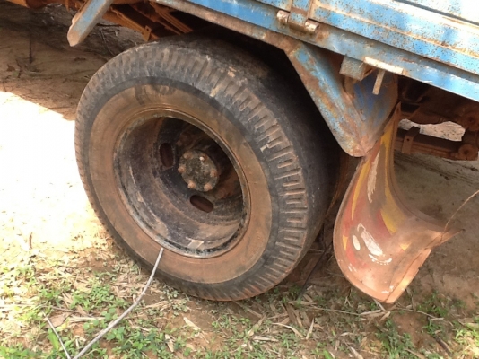 ขายด่วน TL100 4BC2 100 hp สภาพเดิมมยังไม่เก็บสี จากโรงงาน ขายด่วน TL100 4BC2 100 hp สภาพเดิมมยังไม่เก็บสี จากโรงงาน