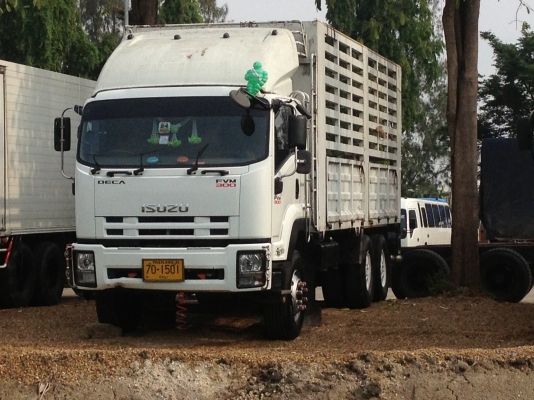ISUZU DECA FVM 300 hp กระบะบรรทุกยาว 6.50 m รถสวยจัดไปกับราคาเบาๆ