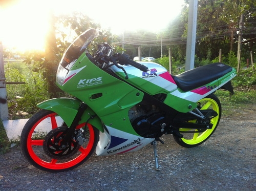 ขาย KRR 150 สภาพพร้อมใช้คับ เสื้อทอง ทำสีเป็นSE92 ขาย KRR 150 สภาพพร้อมใช้คับ เสื้อทอง ทำสีเป็นSE92