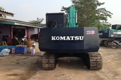 komatsu  pc 120 รุ่น 5 สภาพพร้อมใช้งาน  มีเเอร์พร้อม  เอกสารใบอินวอย