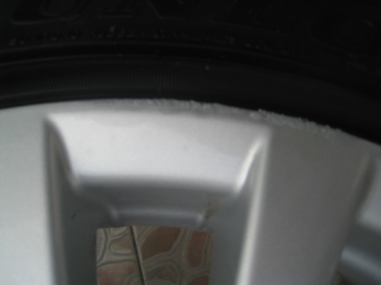 ขายล้อแม็ก Mazda2 16"x6.5" et 50 4รู100 + ยางปี 12 (081-3747940)