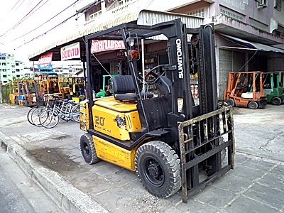 ขายรถยกSUMITOMO 2 ตัน (รุ่นใหม่) เครื่องดีเซล กระบอกคู่ เสาสูง 3 เมตร ยางตันใหม่ 4 ล้อ พวงมาลัยเพาเว่อร์ สีเดิมจากนอก นำเข้าจากญี่ปุ่น ใช้งานได้ทันที ขายรถยกSUMITOMO 2 ตัน (รุ่นใหม่) เครื่องดีเซล กระบอกคู่ เสาสูง 3 เมตร ยางตันใหม่ 4 ล้อ พวงมาลัยเพาเว่อร์ สีเดิมจากนอก นำเข้าจากญี่ปุ่น ใช้งานได้ทันที