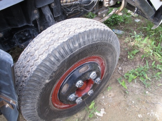 รถบรรทุก 6 ล้อดั๊มพ์ ยี่ห้อ ISUZU รุ่น NQR