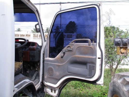 รถบรรทุก 6 ล้อดั๊มพ์ ยี่ห้อ ISUZU รุ่น NQR