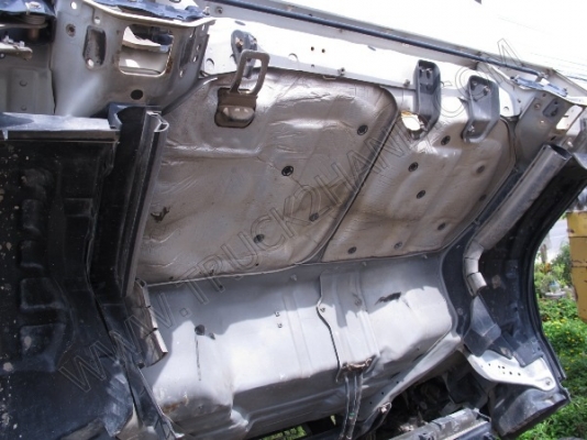 รถบรรทุก 6 ล้อดั๊มพ์ ยี่ห้อ ISUZU รุ่น NQR