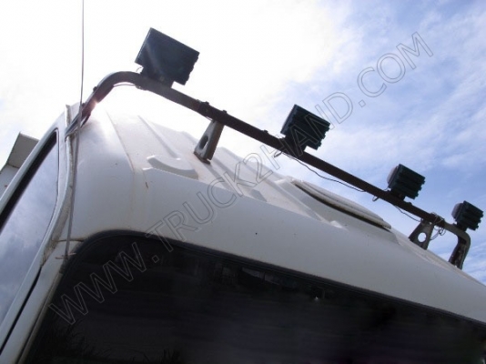 รถบรรทุก 6 ล้อดั๊มพ์ ยี่ห้อ ISUZU รุ่น NQR