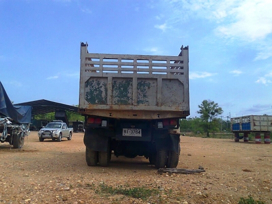 ขายด่วน..รถสิบล้อ MITSUBISHI FUSO 527 195 แรงม้า เครื่องดี คัสซีสวย เก๋งสวย ภายในครบ มีแอร์เย็นฉ่ำ รถสวย พร้อมใช้งาน มีทะเบียนครบ.