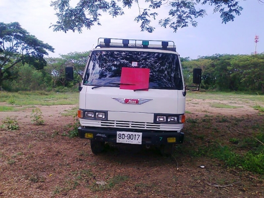 ขายด่วน..รถหกล้อ HINO KM777 รถปี 34 รถสวย มีแอร์ มีทะเบียนครบ.มีทะเบียนครบ.