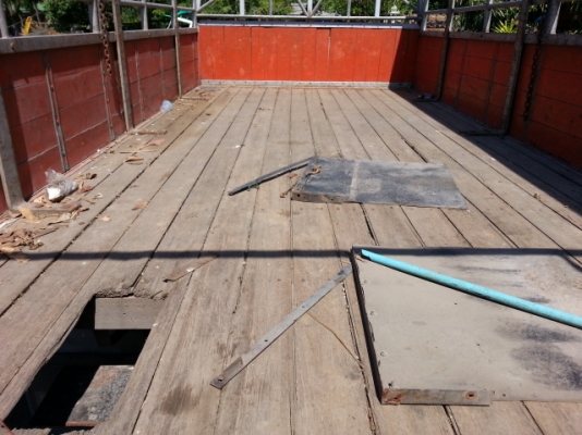 ขาย กะบะ 6 ล้อ ฮีโน่ ยาว 5 เมตรกว่า พร้อมคอกแป๊ป สภาพสวยมากครับ ขาย กะบะ 6 ล้อ ฮีโน่ ยาว 5 เมตรกว่า พร้อมคอกแป๊ป สภาพสวยมากครับ