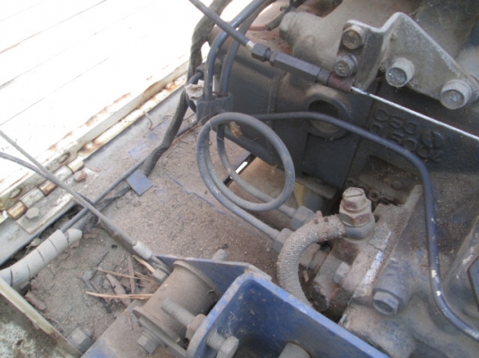 รหัส:13001051รถกวาดขยะเครื่องดีเซล2สูบC60-06033มีแปรงสำหรับขัดพื้น1แปรงwww.nihonmono.com รหัส:13001051รถกวาดขยะเครื่องดีเซล2สูบC60-06033มีแปรงสำหรับขัดพื้น1แปรงwww.nihonmono.com