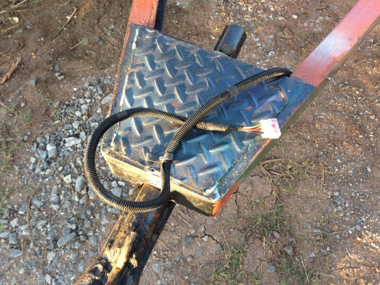 ขายหางพ่วงบรรทุกรถขุดเล็กPC50,40,30และรถเกี่ยวข้าว