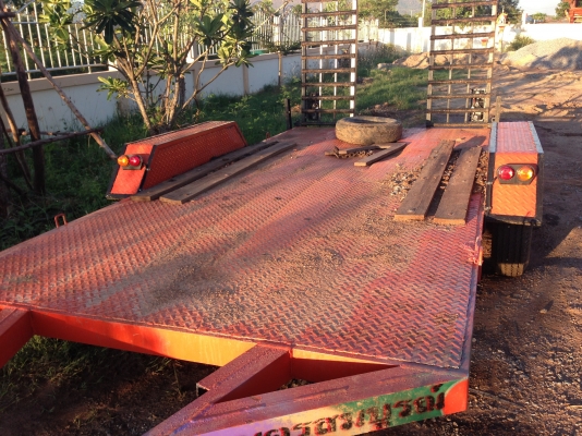 ขายหางพ่วงบรรทุกรถขุดเล็กPC50,40,30และรถเกี่ยวข้าว