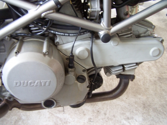 ขาย สองคัน ducati m400 ปี2001 และ Vespa ปี64 คับ ราคาถูกสุดๆ แสนห้าเท่านั้น 0876767149 โทรเลย
