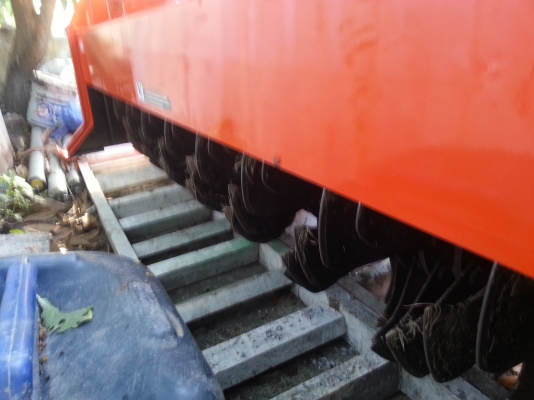 เครื่องซอยหญ้าสภาพดีมาก ( VERTI-CUT ON FAIRWAY) พร้อมให้คำปรึกษาและแนะนำวิธีการใช้ เครื่องซอยหญ้าสภาพดีมาก ( VERTI-CUT ON FAIRWAY) พร้อมให้คำปรึกษาและแนะนำวิธีการใช้