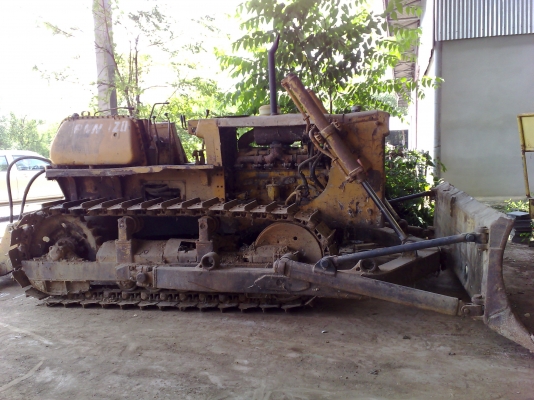 ขายถูกรถแทรคเตอร์ KOMATSU D60A-15 สภาพทำงานได้เครื่องดีมากปั้มดีมีดิปเปอร์หลังสีไม่สวยเอกสารใบสัญญาซื้อขาย