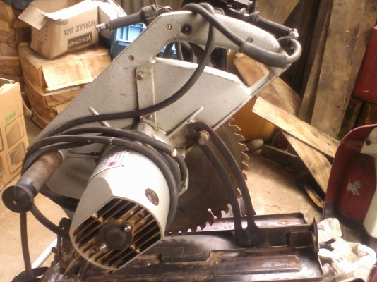 เลื่อยมากีตา