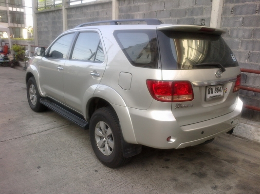 ฟอจูนเนอร์ สภาพดีสุดๆ4x4 รถมือเดียว มีบุคเซอวิส ประกันชั้น1 ภาษียาวๆ