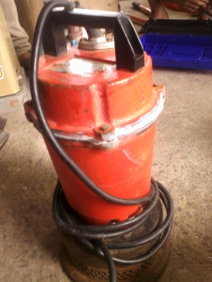 ปั้มไดโวลดูดน้ำของญี่ปุ่นครับ