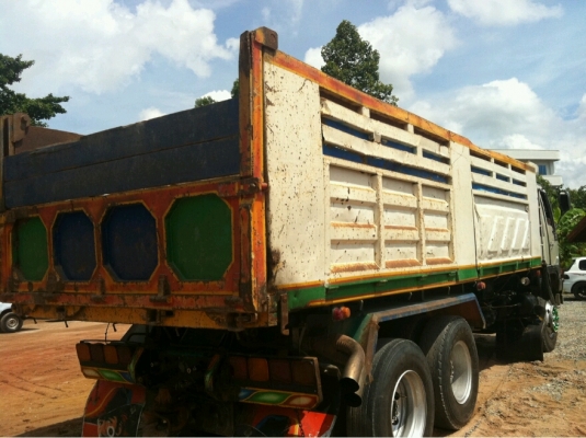 ขายกระบะพร้อมกระบอกตัวปั่นดั๊มของ 3 มิตร