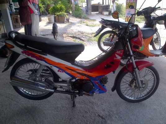 ขาย!ฮอนด้าไนด์ ปี42 รถเครื่องดีแน่นๆ พร้อมใช้ ทะเบียน+เอกสารโอน ภาษีไม่หมด 088-2197709