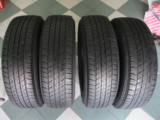 ขายยางมิชลิน 205-70-15 ปี10 สวยๆ 1ชุด 3800