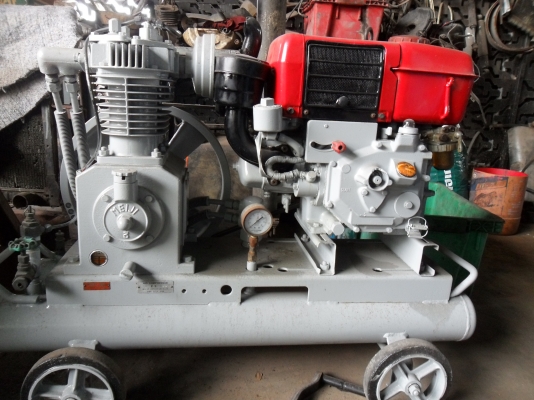 ขายปั้มลมติดเครื่องยันม่า7แรงเก่าญี่ปุ่น