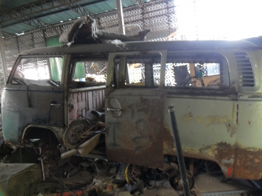 โฟล์คตู้