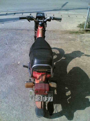 ขาย YAMAHA BELL80 เล่มทะเบียนพร้อมชุดโอนเครื่องพอใช้อะไหร่เดิมแท้ติดรถทะเบียนขาดปี 46 ขาย 4900 บาท