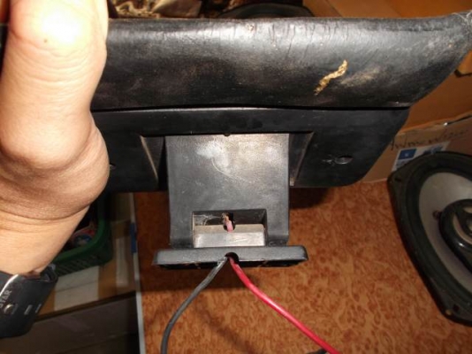 ไฟเบรคดวงที่สาม ใส่หลังเก๋ง สภาพดี 450 บาท รวมส่ง