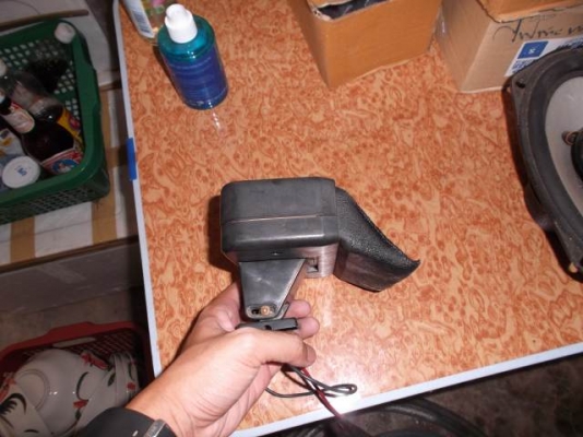 ไฟเบรคดวงที่สาม ใส่หลังเก๋ง สภาพดี 450 บาท รวมส่ง