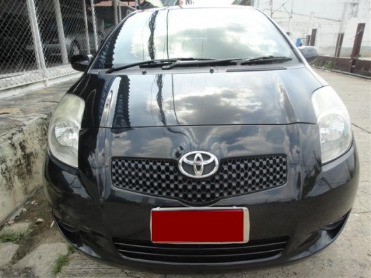 ขาย 2007 TOYOTA YARIS1.5 E AT สีดำ รถสวย เช็คศูนย์ดลอด