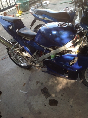 ด่วน!! ขาย VFR400 NC24 25000 ราคาเดียว มาเอาไป สตาดทีเดียวติดเพิ่งทำมาใหม่