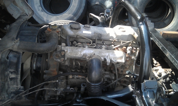 ขายรถ6ล้อดั๊มเครื่อง110แรง สวยๆพร้อมใช้งาน