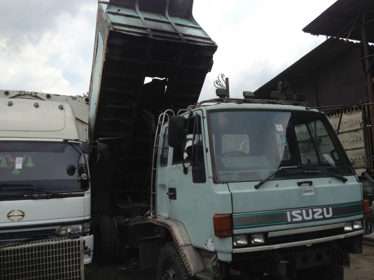 ขาย 10 ล้อ อีซูซุดั้ม 1 เพลา เครื่อง 240 แรง เบครทิฟฟี่ ขาย 10 ล้อ อีซูซุดั้ม 1 เพลา เครื่อง 240 แรง เบครทิฟฟี่